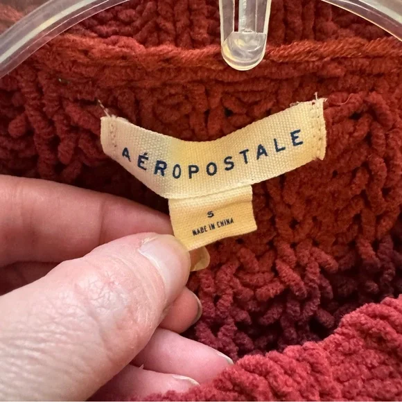 Aeropostale size small sweater - Picture 5 of 8